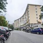 Nuvola 5th Floor Апартаменти